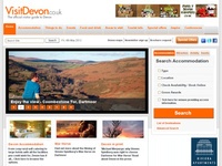 AAA 18160 Discover Devon - Hotels and Guides